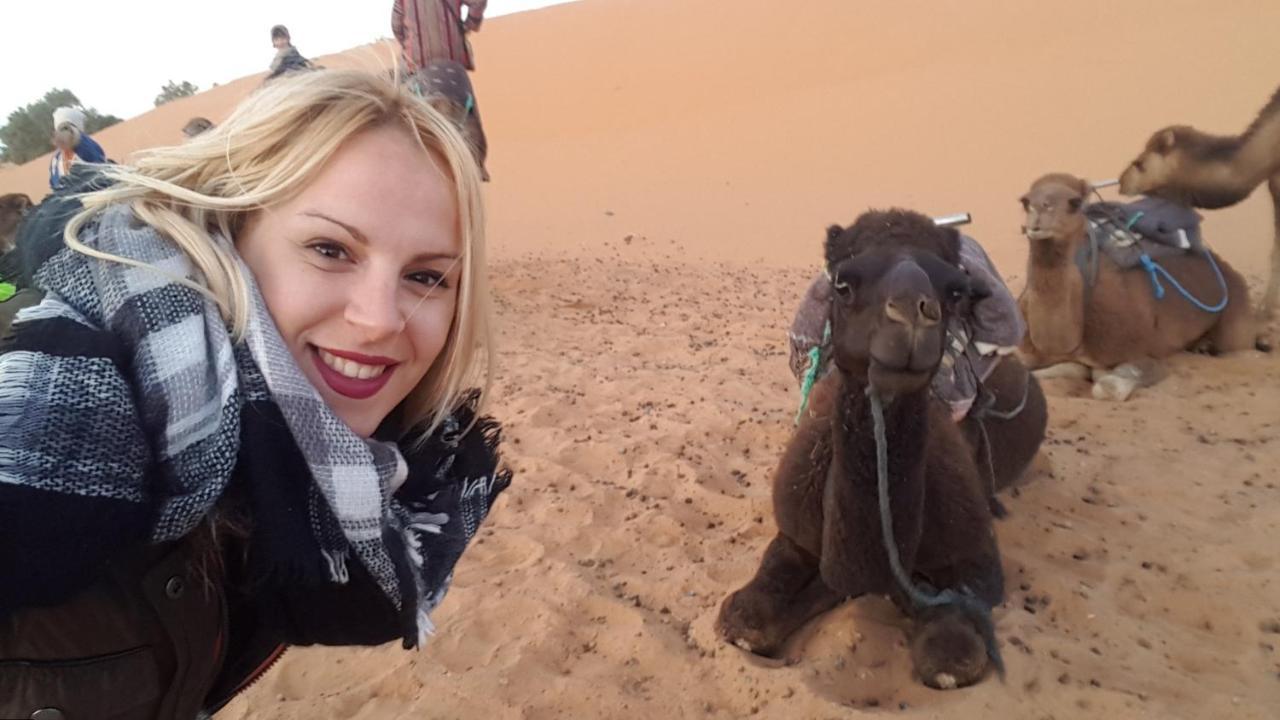 Desert Romantic Camp 梅尔祖卡 外观 照片