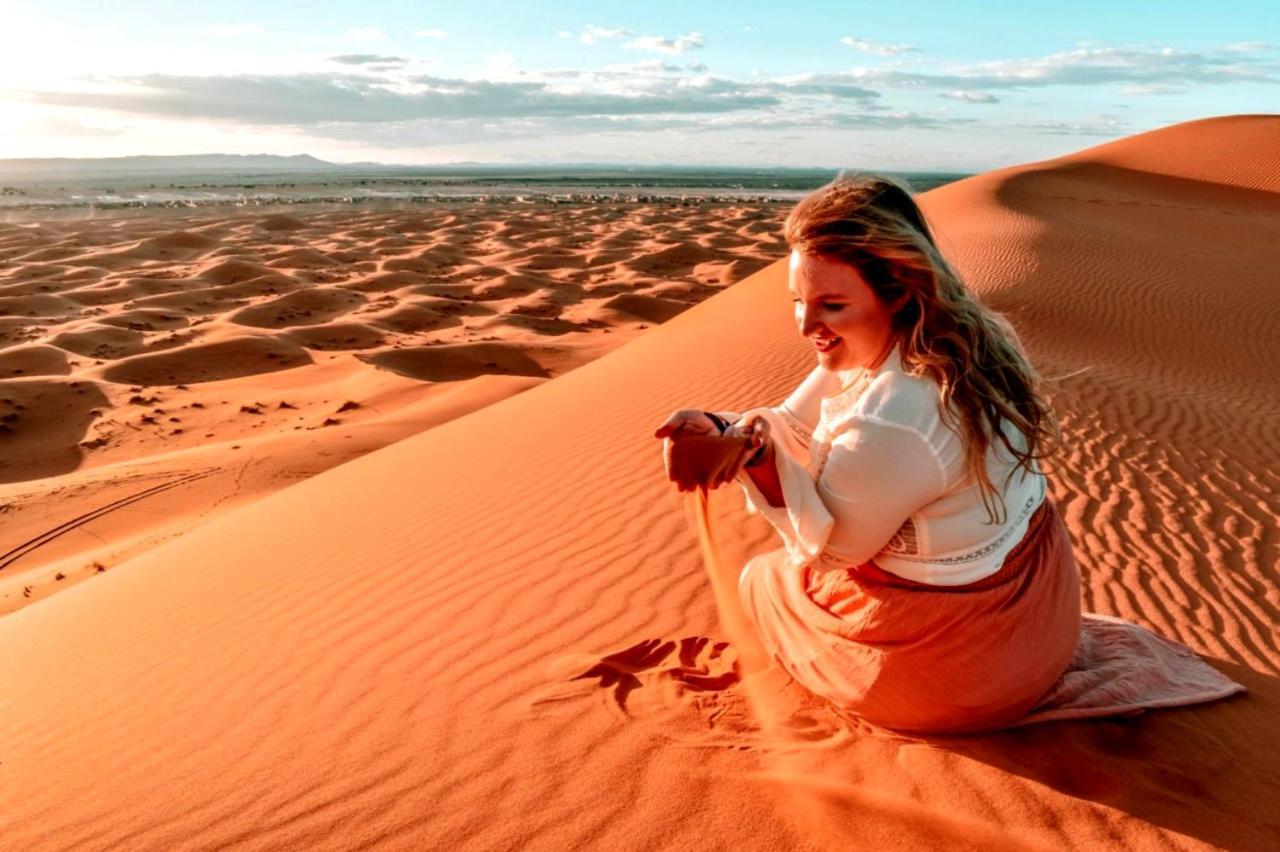 Desert Romantic Camp 梅尔祖卡 外观 照片