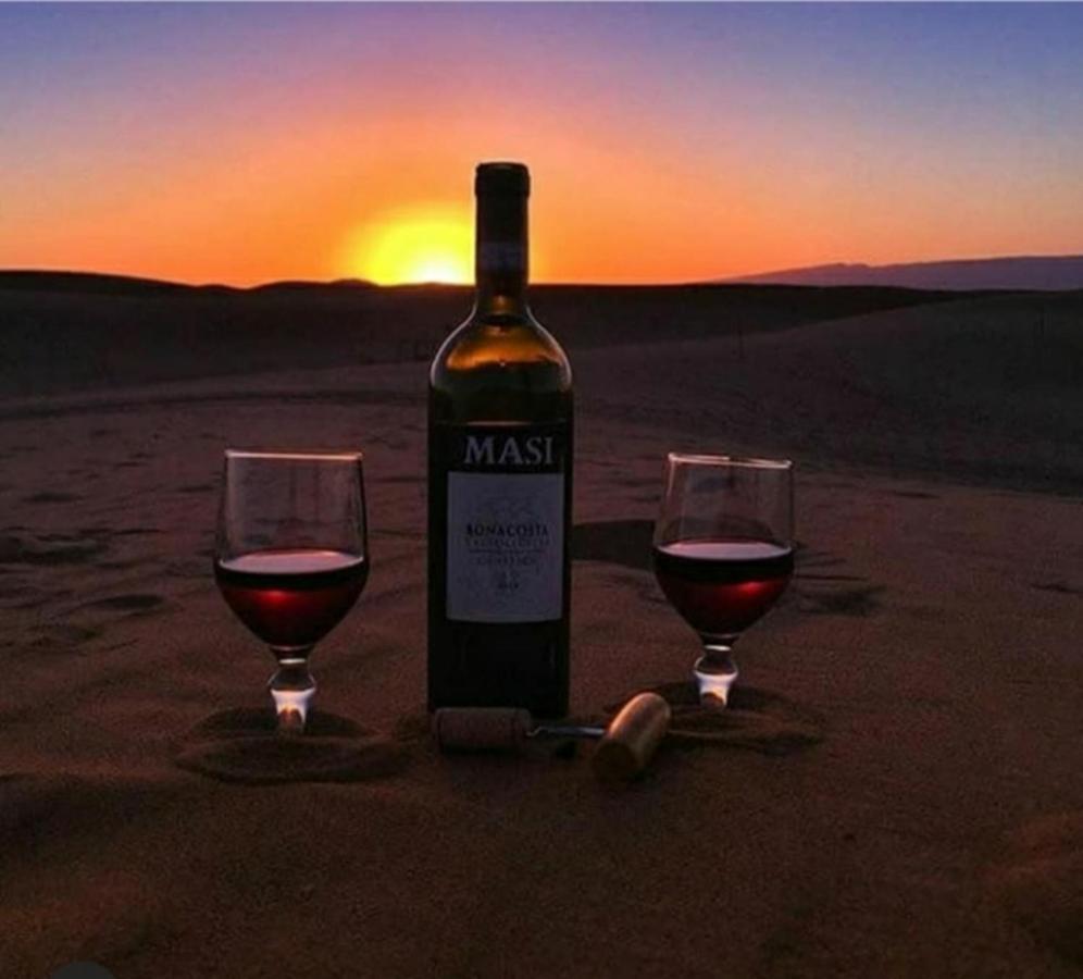 Desert Romantic Camp 梅尔祖卡 外观 照片