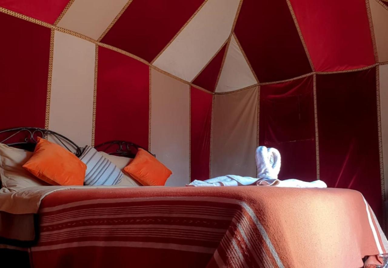 Desert Romantic Camp 梅尔祖卡 外观 照片