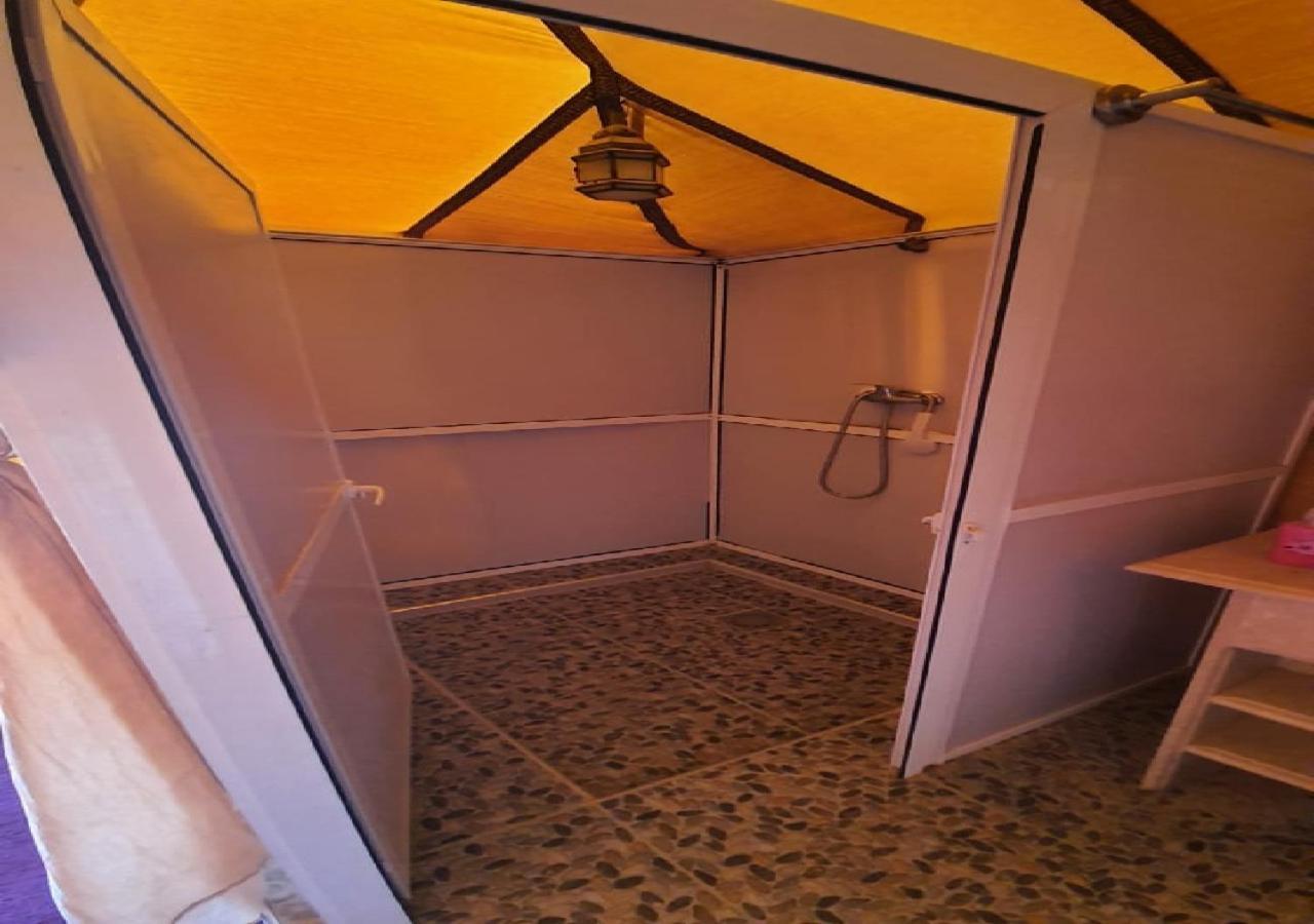 Desert Romantic Camp 梅尔祖卡 外观 照片