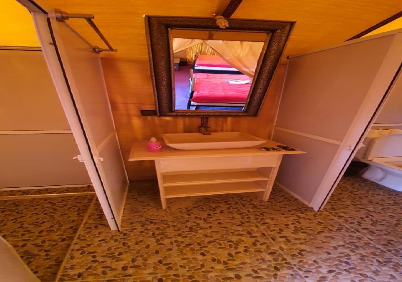 Desert Romantic Camp 梅尔祖卡 外观 照片