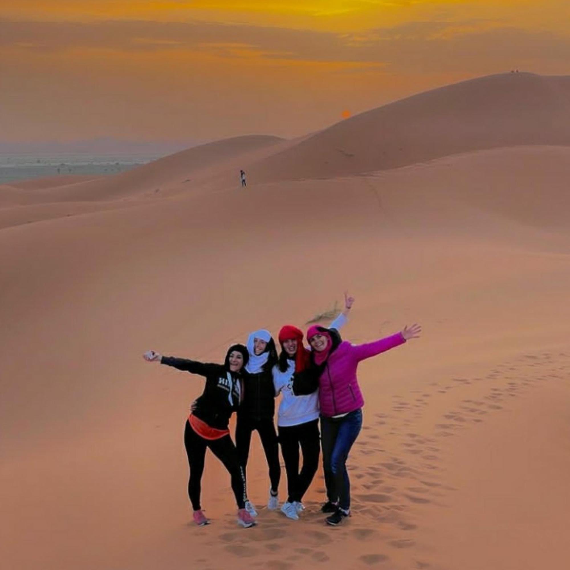 Desert Romantic Camp 梅尔祖卡 外观 照片